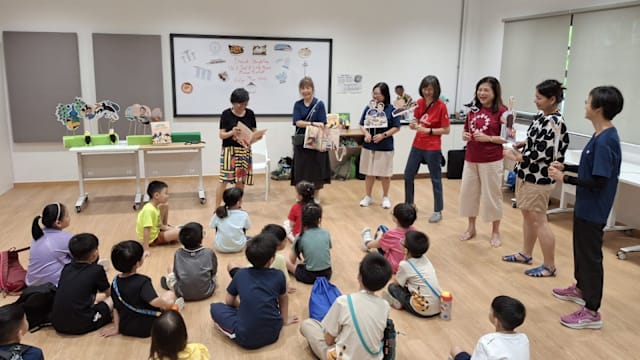 华助会和推广华文学习委员会携手举办“华助会亲子阅读嘉年华”