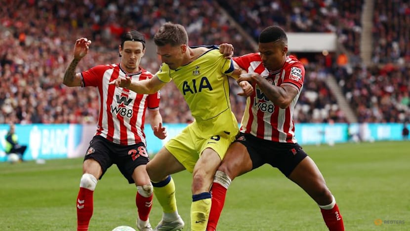 Rampant Man City send message to Arsenal, Tottenham relegation fears deepen