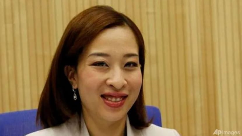 Anak sulung Raja Thai dimasukkan ke hospital selepas rebah 