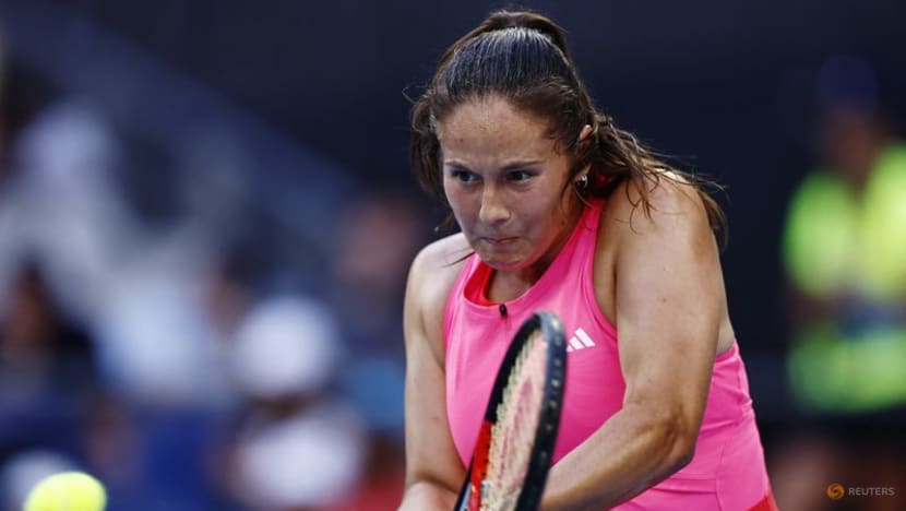 Ukraine's Kostyuk shakes hands with Kasatkina, praises anti-war stance