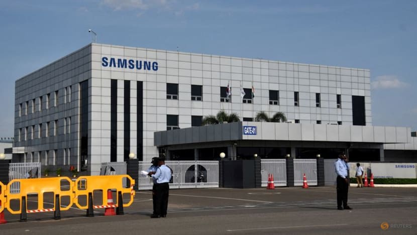 Indian state officials seek to solve worker dispute at Samsung plant Indian state officials seek to solve worker dispute at Samsung plant