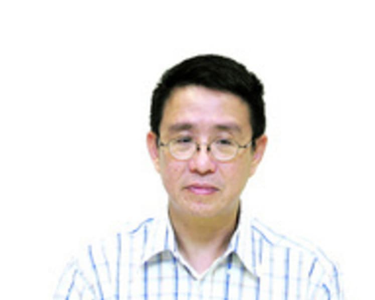 Alex Au found guilty of contempt of court over post