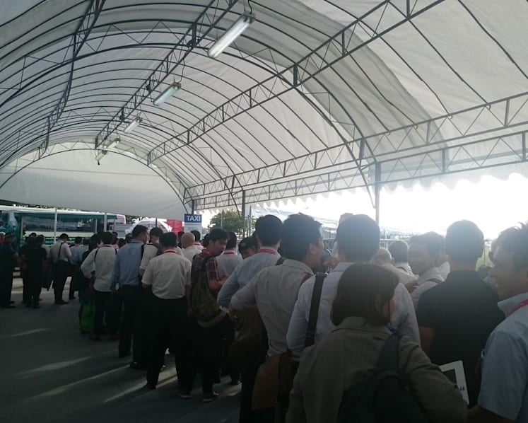 Tempers flare as cab issues mar first day of S’pore Airshow