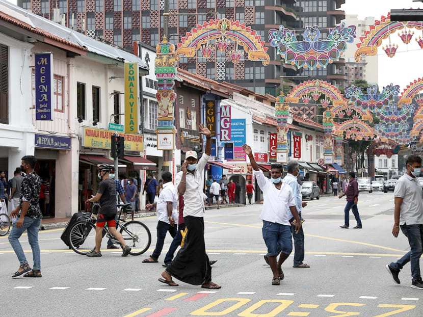 Crowd in Little India on Deepavali, Nov 4, 2021.