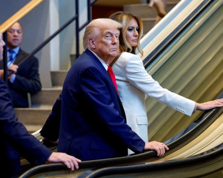 US Supreme Court allows Trump to withhold US$4 billion in foreign aid