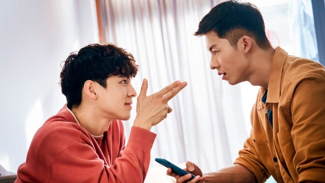 与林柏宏演欢喜冤家不计形象　许光汉破尺度全裸出镜超尴尬！