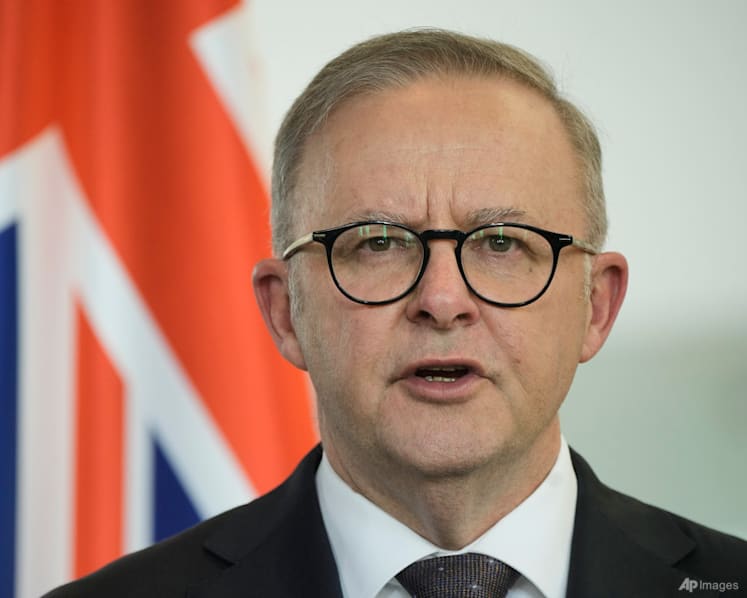 Australia's prime minister stands firm against the US on WikiLeaks founder's prosecution