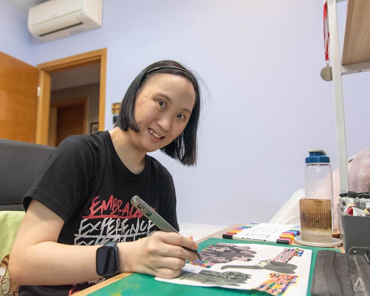 'I just feel happy': Artist with Down syndrome finds joy creating 'art from the heart'