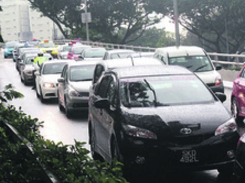 Use smart technology to better manage road traffic