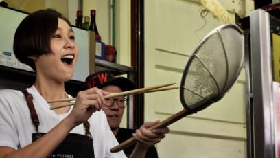 How Did Ya Hui Fare As A Wanton Mee Hawker?