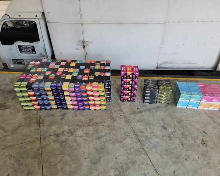Lorry driver gets jail for smuggling e-vaporisers worth S$73,000 into S'pore, hidden among shampoo products