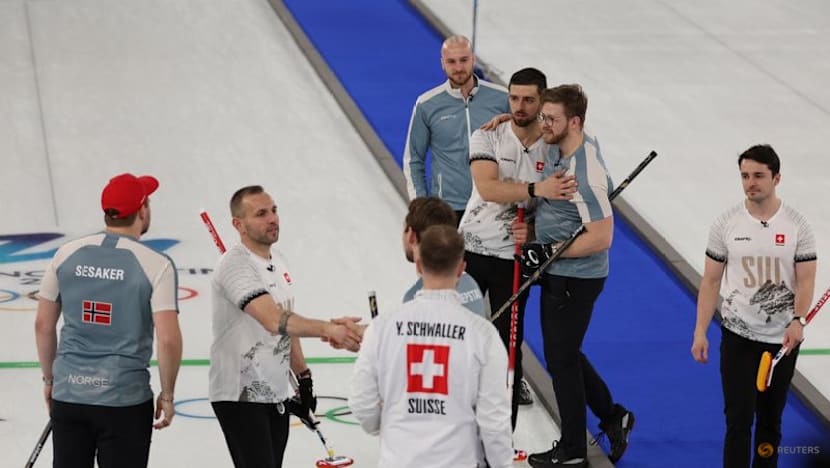 Curling-Switzerland thrash Norway 9-1 to win men's bronze medal