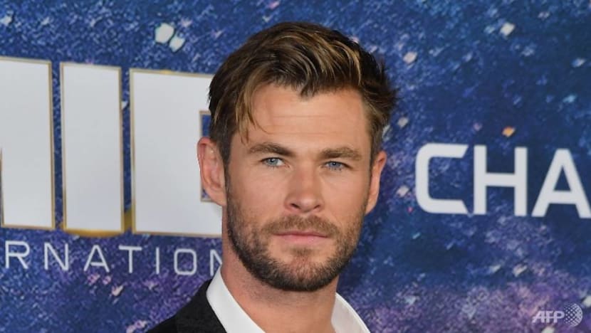 Thor actor Chris Hemsworth pledges US$1m to help with bushfires in Australia Thor actor Chris Hemsworth pledges US$1m to help with bushfires in Australia