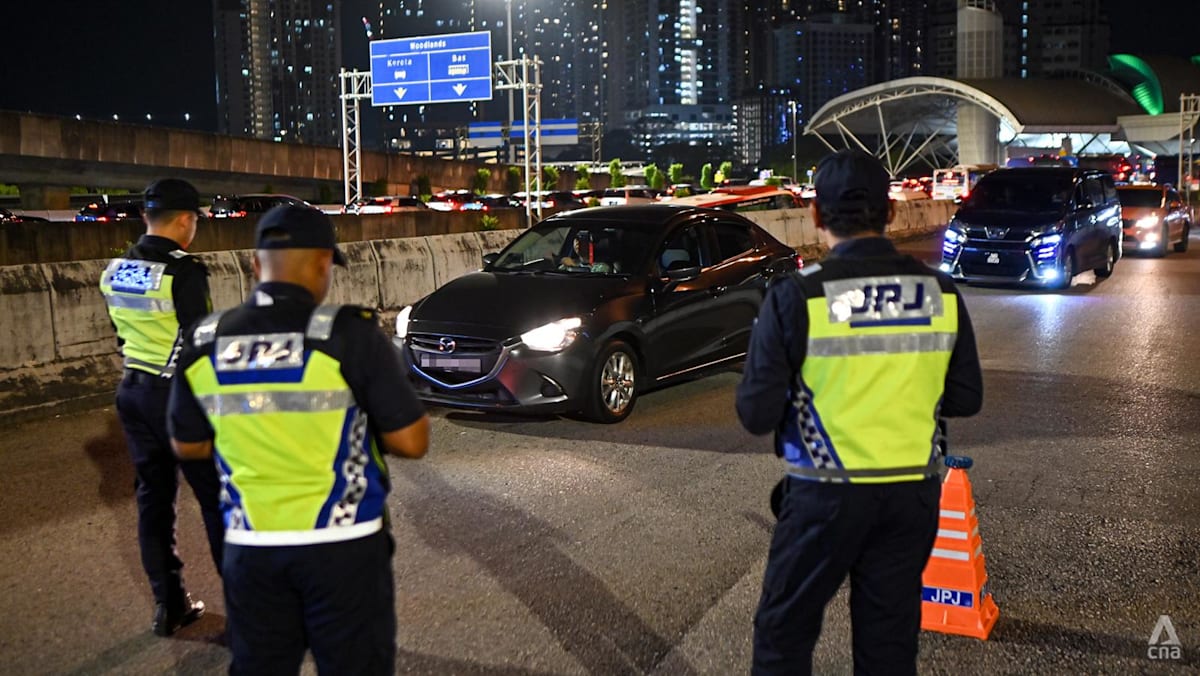 Foreign vehicles to be barred from leaving Malaysia without registered VEP, paid fines Foreign vehicles to be barred from leaving Malaysia without registered VEP, paid fines