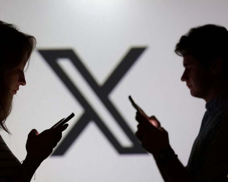 X back up after brief outage, Downdetector shows