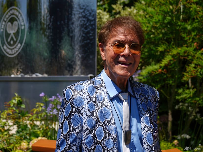 Singer Cliff Richard says he has been treated for prostate cancer