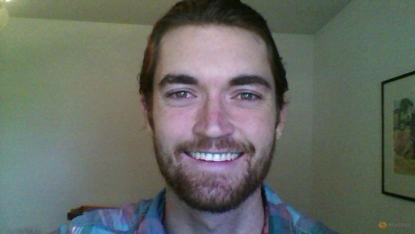 Trump pardons Silk Road founder Ulbricht for online drug scheme