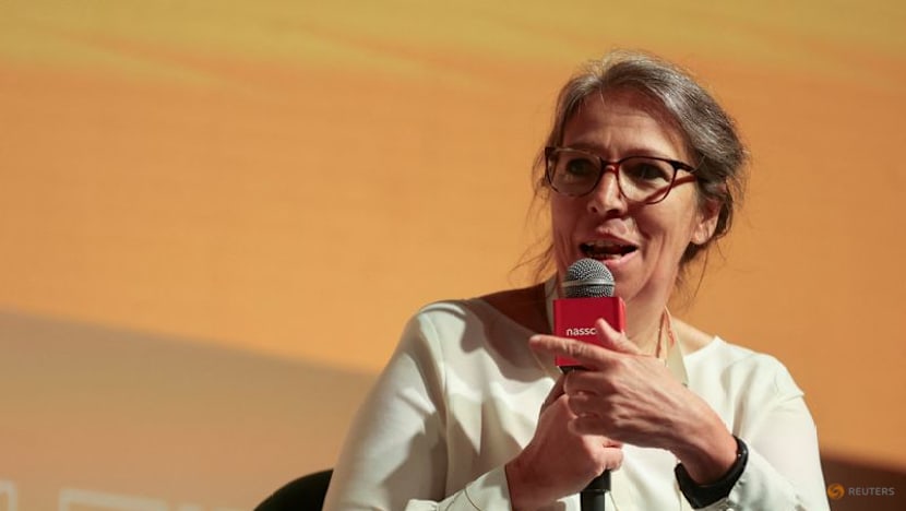 India IT industry surpasses $300 billion amid AI‑driven challenges, openings