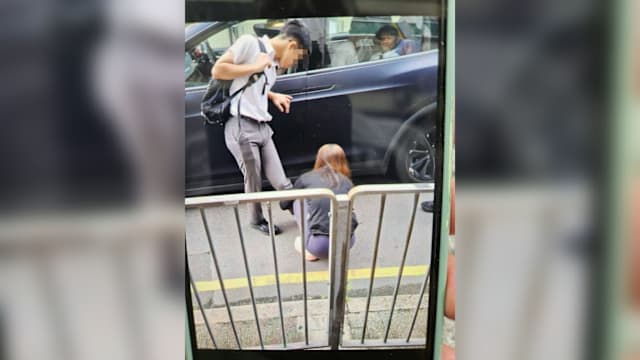 开学首日 港14岁男生遭父亲轿车辗伤脚掌