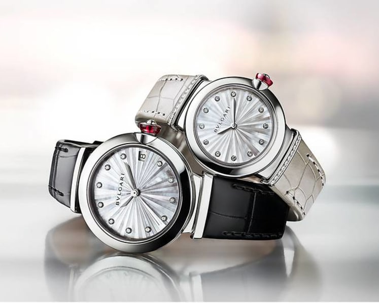 Mechanical watches might be status symbols, but don’t overlook quartz timepieces