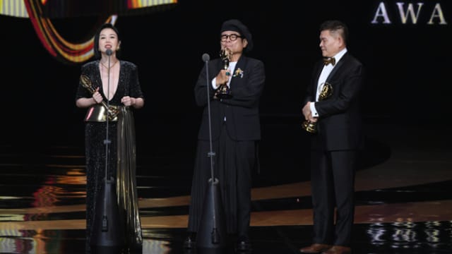 【金钟59】打败小S、吴宗宪　澎恰恰携许效舜、苗可丽夺“综艺节目主持人奖”！
