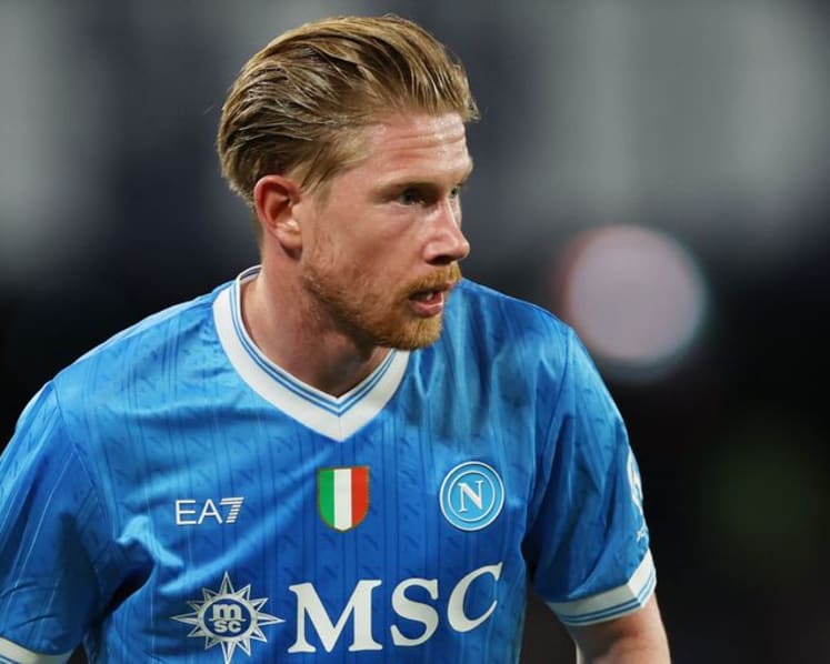 Napoli delay Inter's title celebrations with 4-0 win over Cremonese