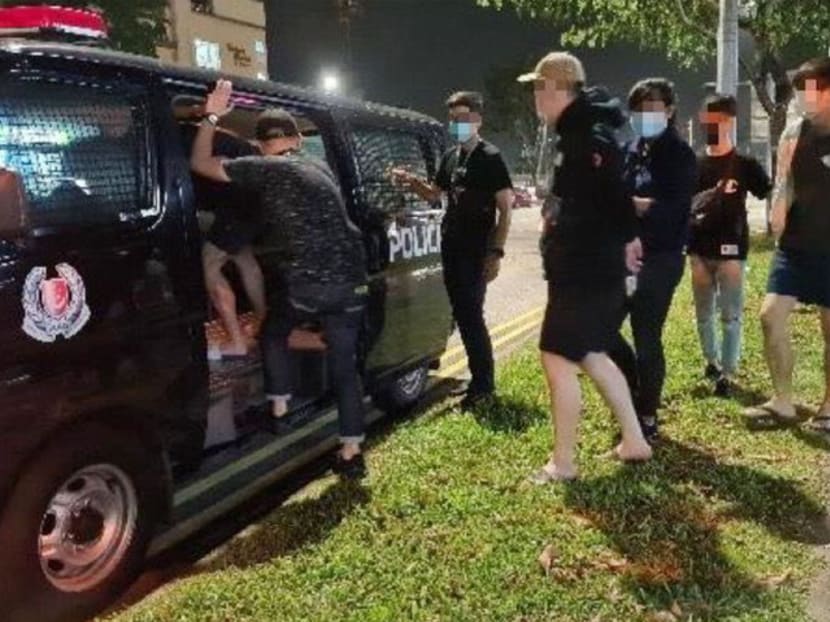 Police arrest suspected offenders at an alleged illegal gambling den in Upper Thomson Road Police arrest suspected offenders at an alleged illegal gambling den in Upper Thomson Road