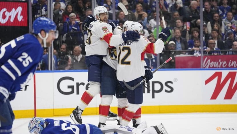 Ice hockey-Canada suffer first loss at worlds in shootout defeat by Finland