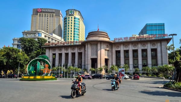 Vietnam central bank preparing restructuring plan for troubled lender SCB - Channel News Asia (Picture 2)