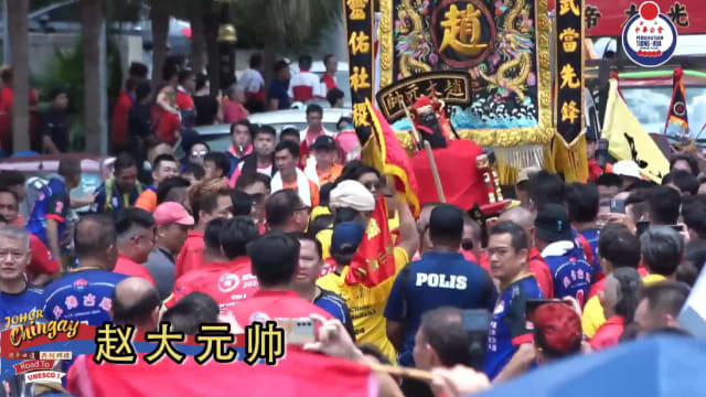 【直播】五尊神明回銮数千信众簇拥 马国柔佛古庙游神步入尾声 