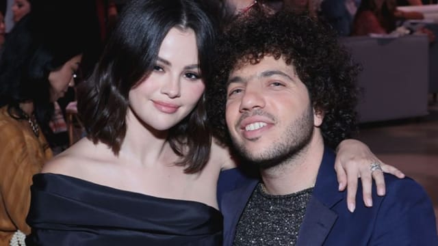 伸出一只被求婚的手　Selena Gomez：永恒从现在开始