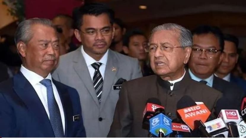 Dr Mahathir, Mukhriz dan 5 lagi fail saman terhadap Muhyiddin Dr Mahathir, Mukhriz dan 5 lagi fail saman terhadap Muhyiddin