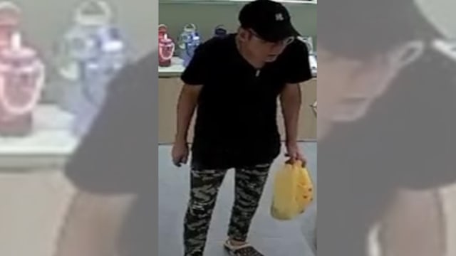 榜鹅警方追寻涉商店盗窃案男子