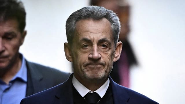 法司法部长探监前总统萨科齐 引发30多名律师联名投诉