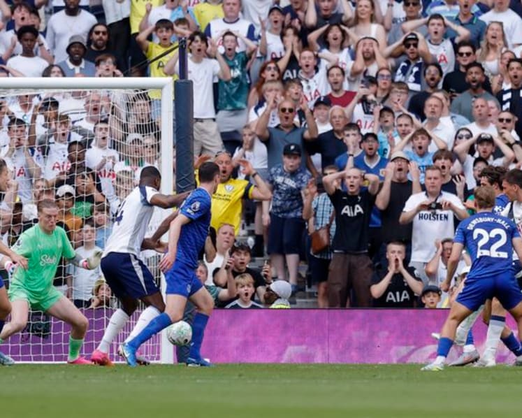 Salvation for Tottenham as Palhinha seals victory over Everton
