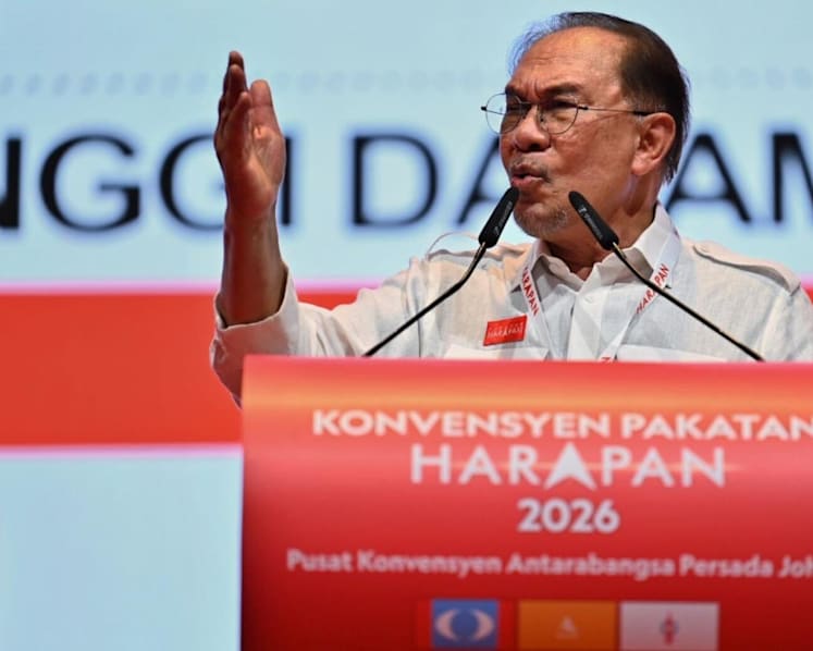 Commentary: UMNO’s ‘selective confrontations’ in Johor, Negeri Sembilan seek to push Anwar into a corner. What's next?