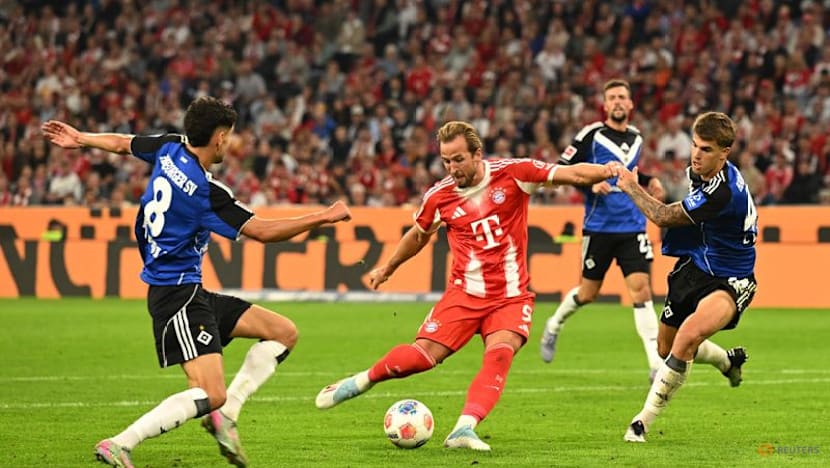 Five-star Bayern crush promoted Hamburg with Kane double