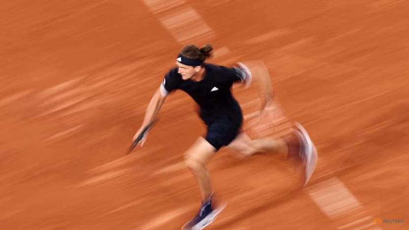 Zverev crushes Jodar to reach last four in Paris again