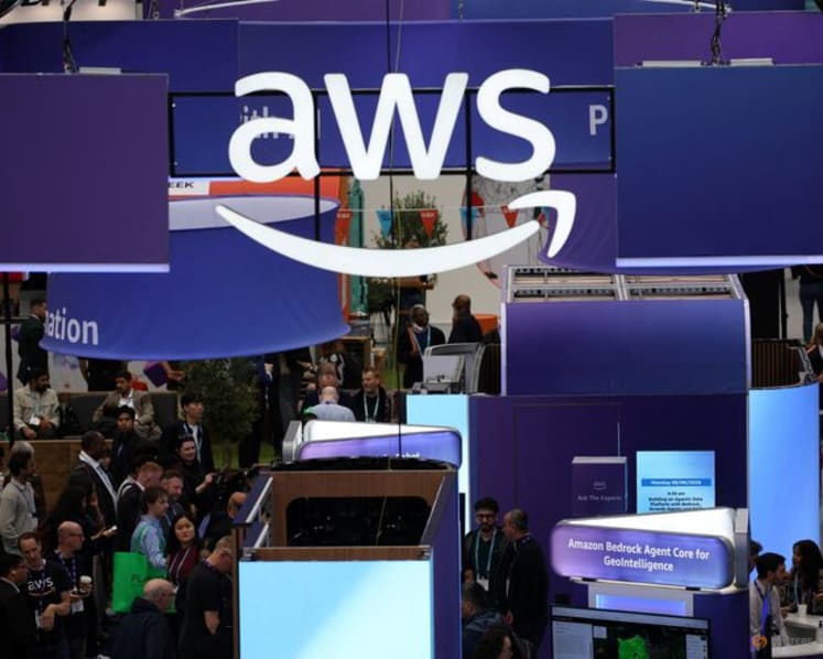Amazon soars as cloud revenue surge allays fears over ballooning AI bets