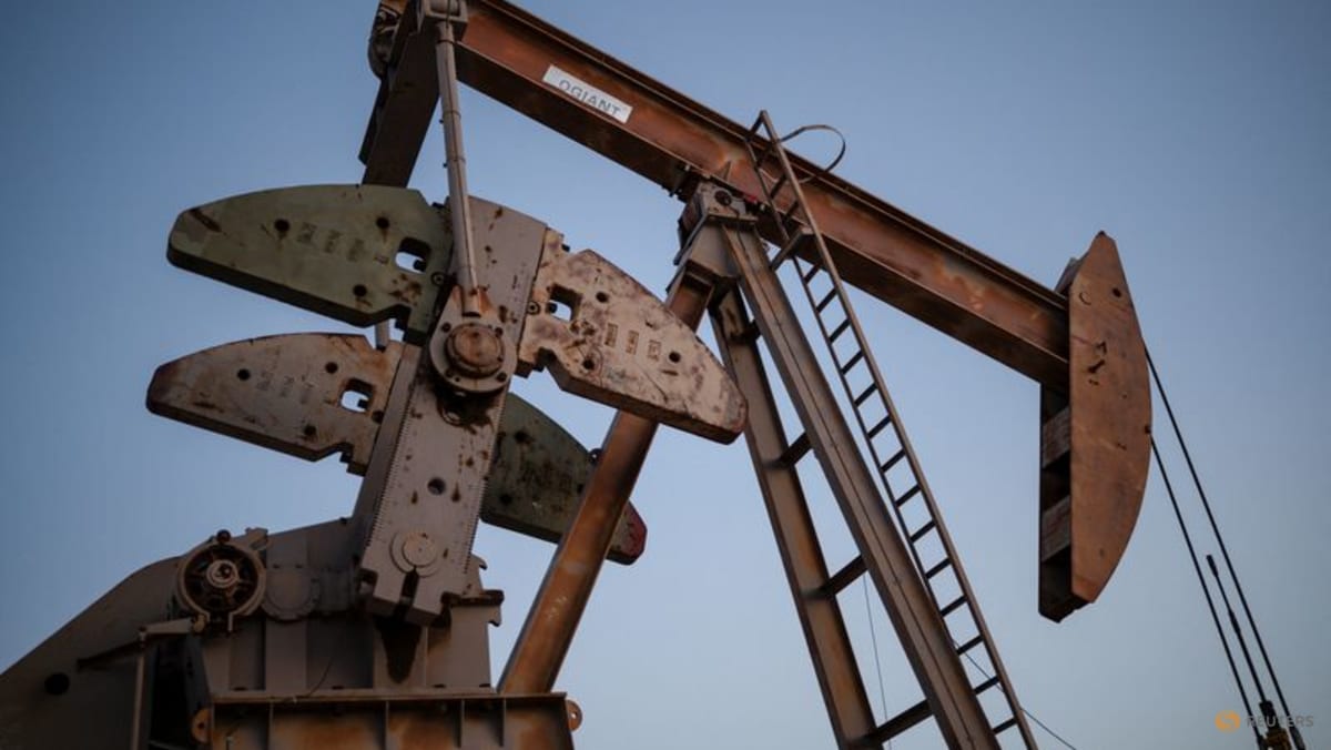 Oil rises as markets assess supply risks after Iran denies US talks