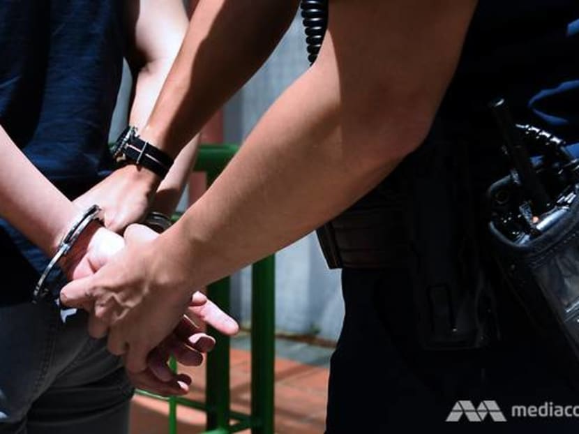 2 men arrested for assaulting, using abusive language against police officers