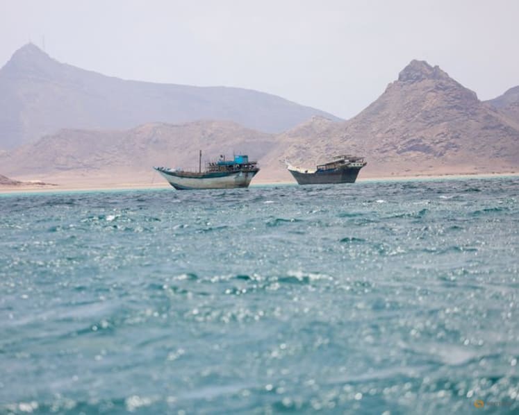 Saudi condemns Houthi maritime blockade threat; group warns of escalation
