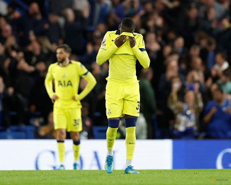 Spurs still at risk of relegation after 2-1 defeat away to Chelsea