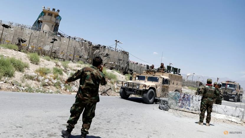 Trump issues vague threat to Afghanistan over Bagram air base