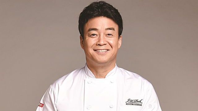 网络恶意谣传韩国名厨白种元“欠百亿逝世”