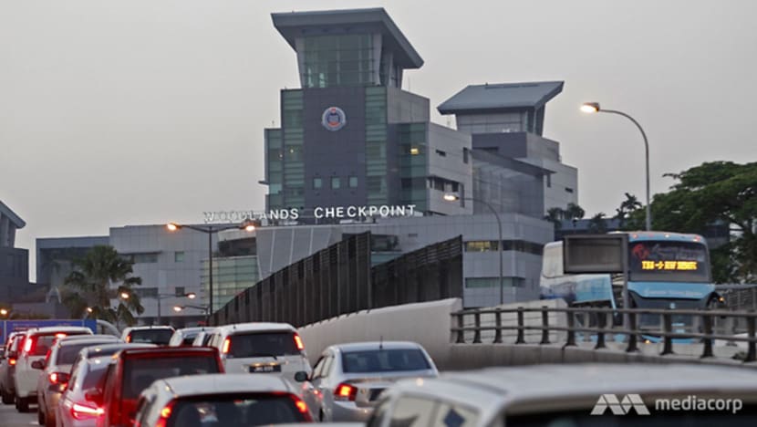 Kesesakan trafik dijangkakan di Woodlands, Tuas sempena Good Friday Kesesakan trafik dijangkakan di Woodlands, Tuas sempena Good Friday