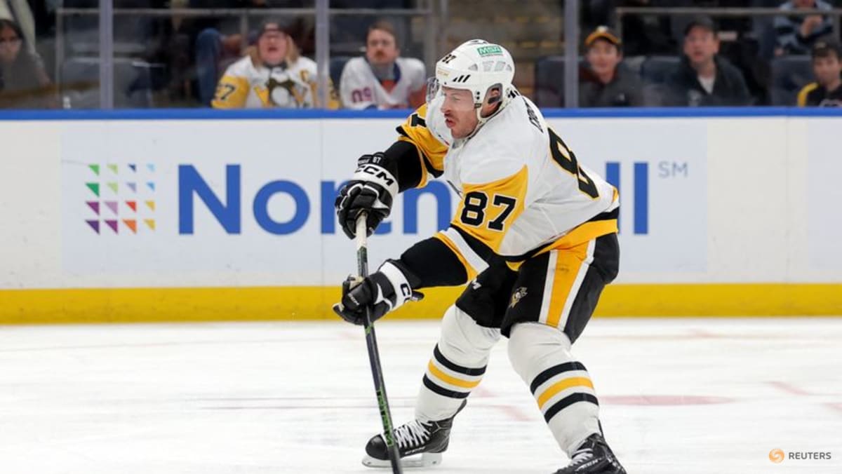 Ice hockey-'Golden goal' hero Crosby named Canada captain