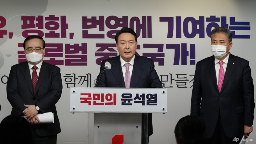 Commentary: Scandals plague frontrunners in South Korea's presidency race. Yet voters don't care Commentary: Scandals plague frontrunners in South Korea's presidency race. Yet voters don't care