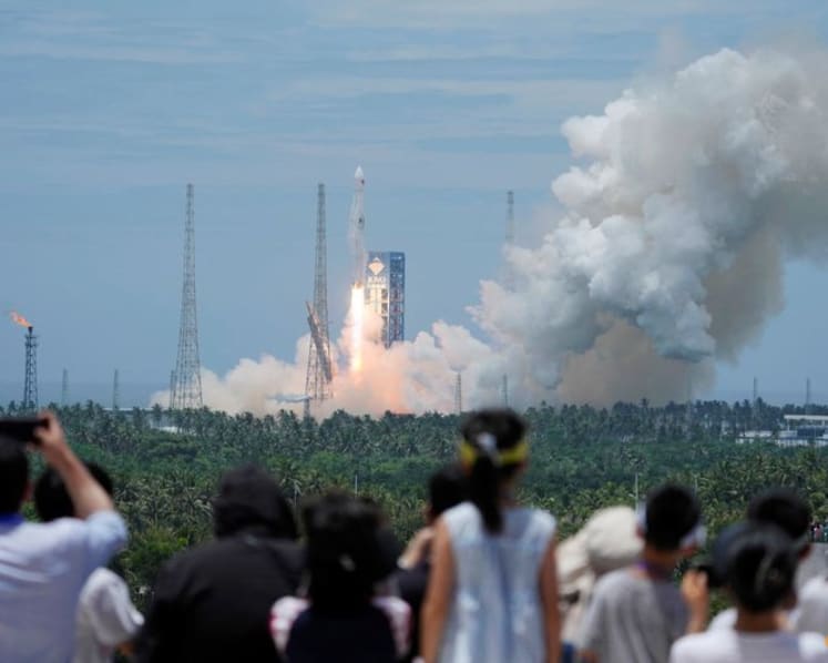 China successfully lands reusable rocket for the first time