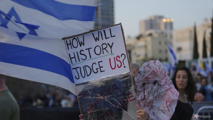 Hamas to release some foreign captives in coming days